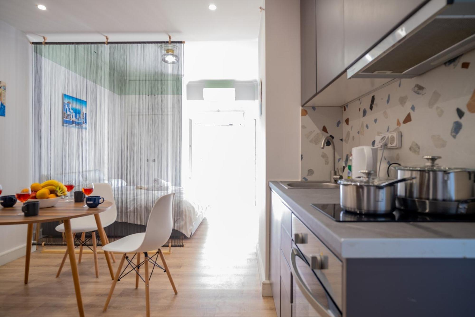 舒适漂亮的休闲公寓 Athens Exterior photo